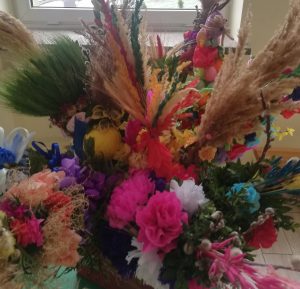 Palmy przyniesione do szkoły przez uczniów